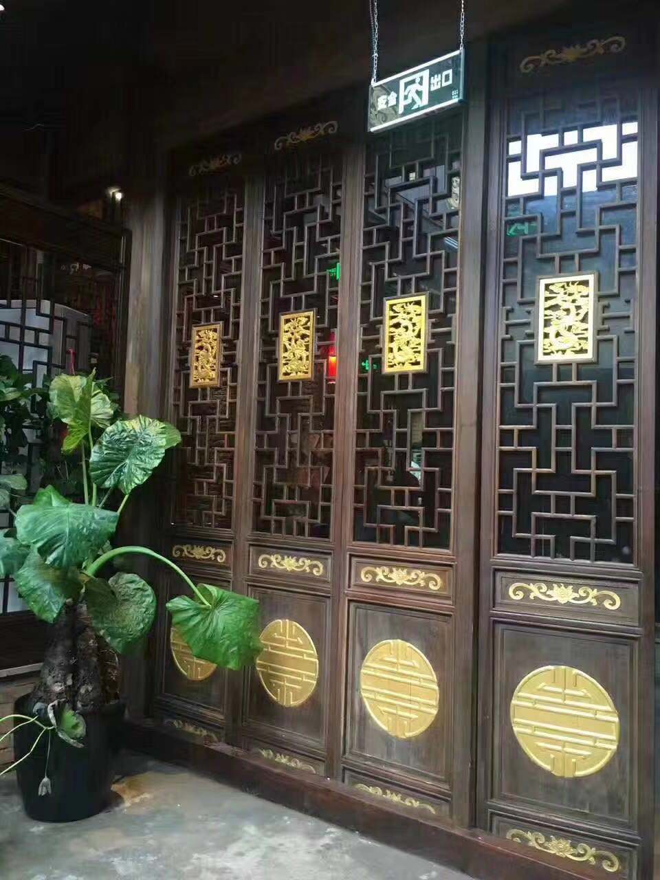 仿古門窗